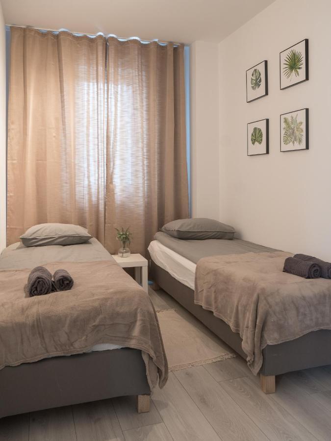 Apartament Clever 1 Kamienica Grochow Warsaw Luaran gambar
